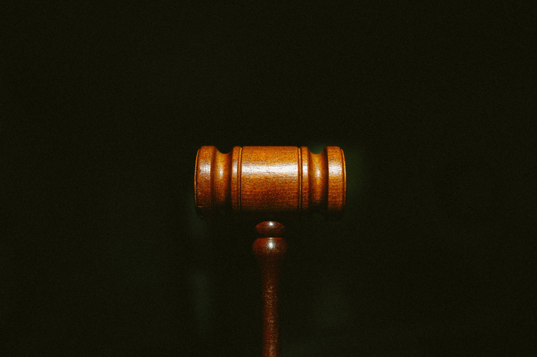 ¿Qué es la Cláusula de Competencia del Tribunal?